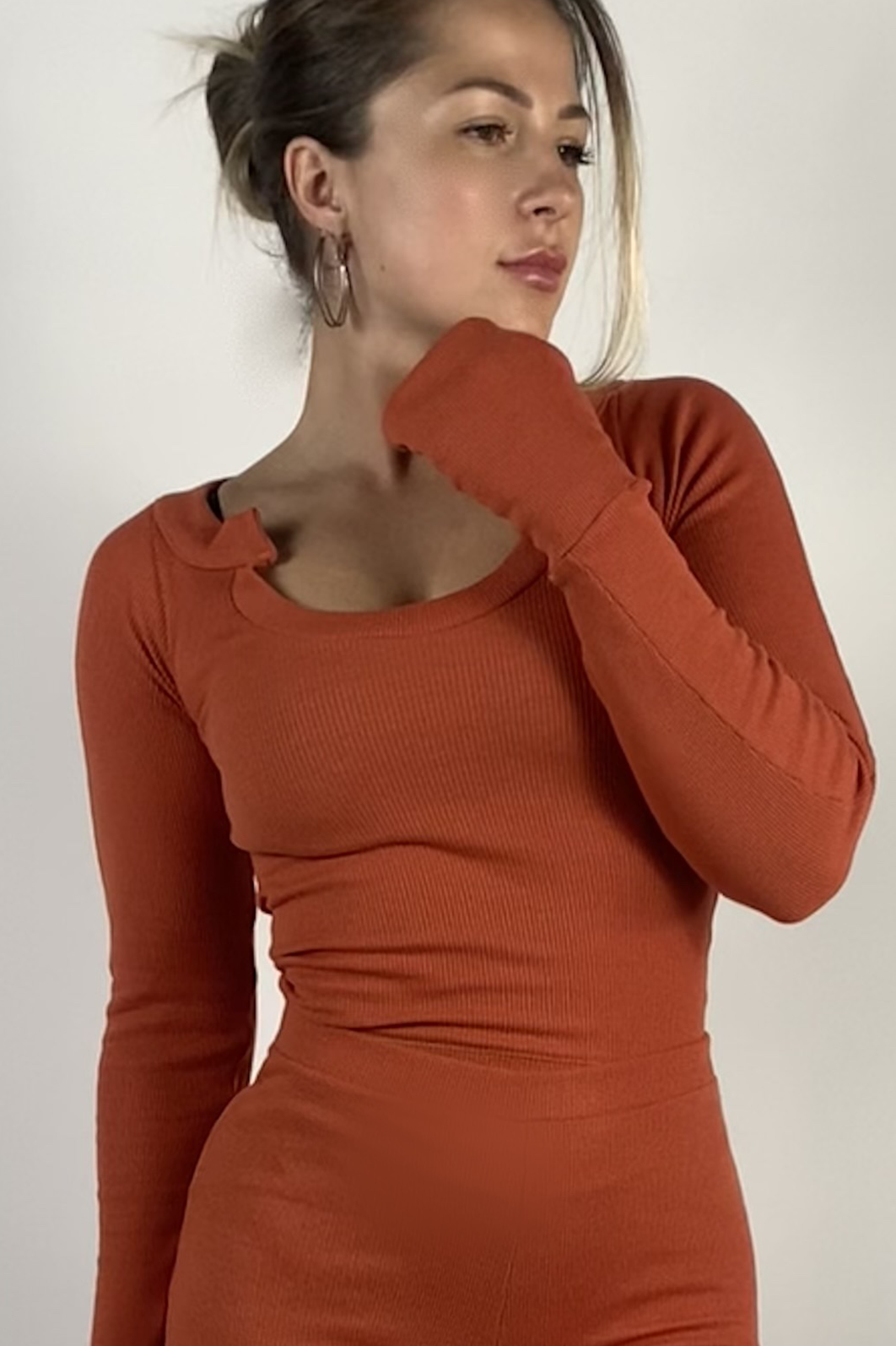Blusa com punho dedinho Telha