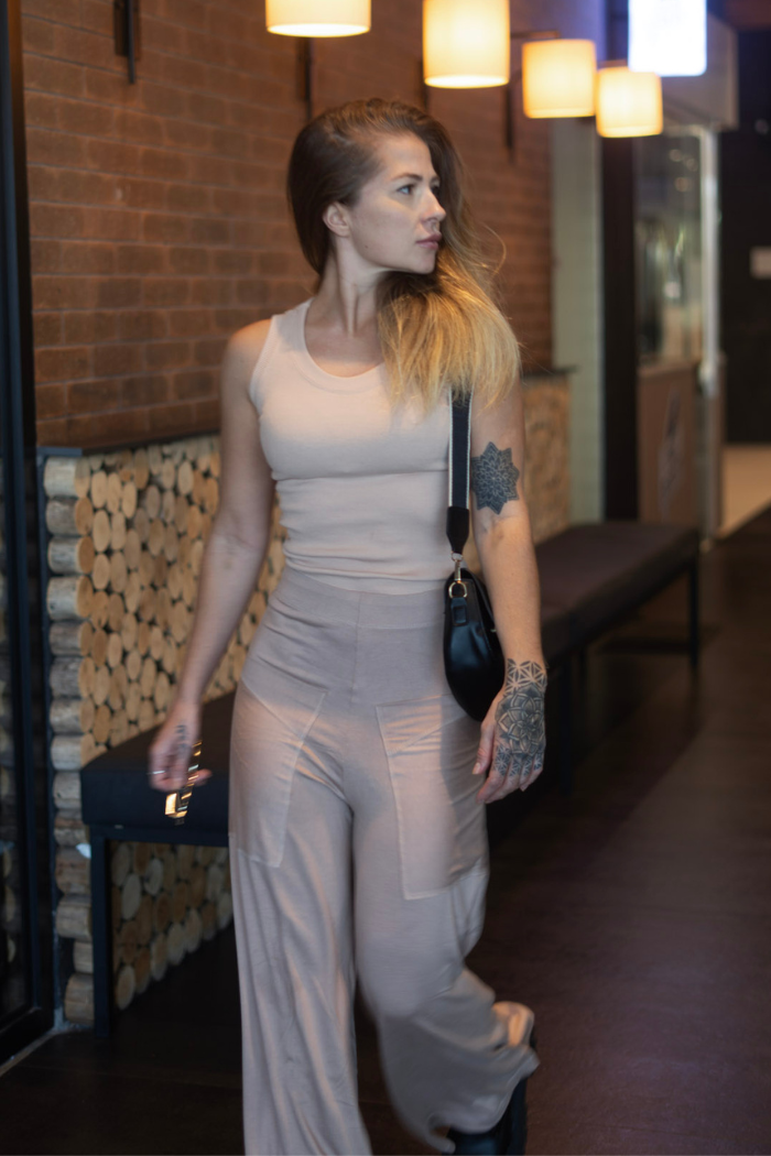Conjunto Pantalona + Blusa Canelada Nude
