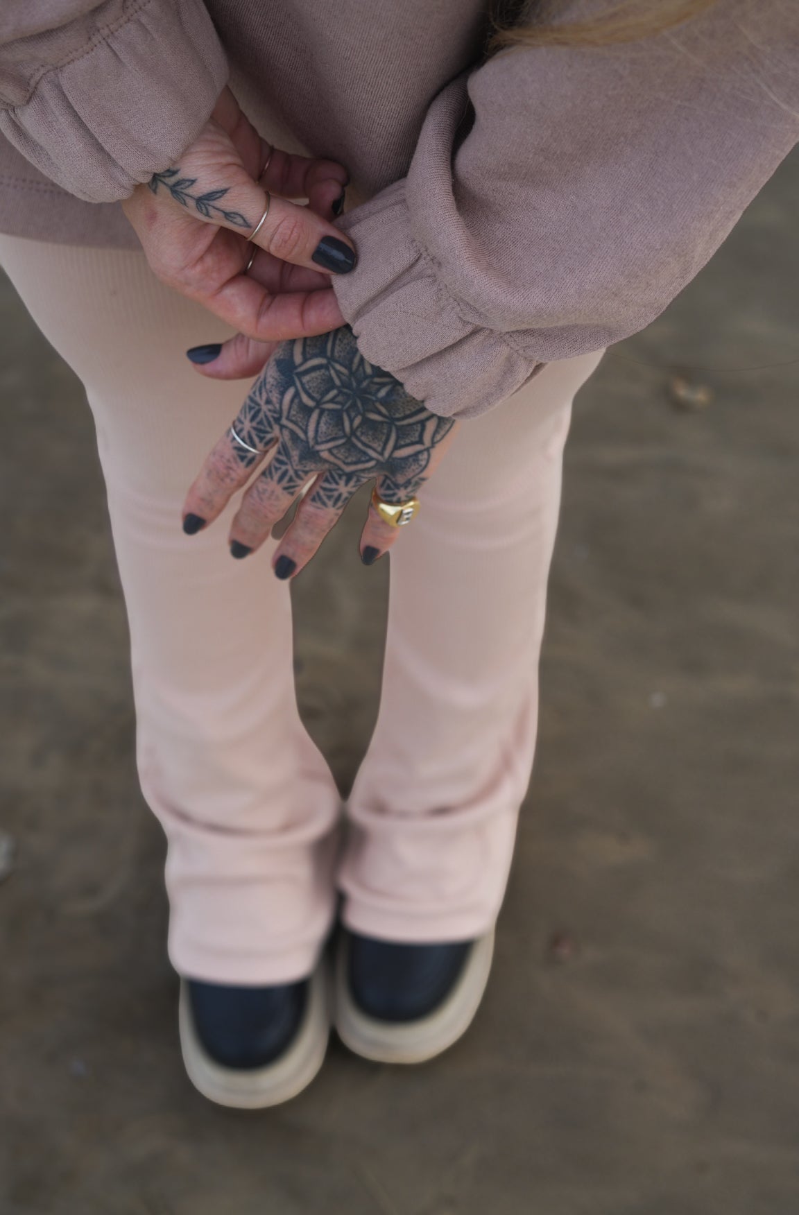 Conjunto Calça flare com Moletom gola alta