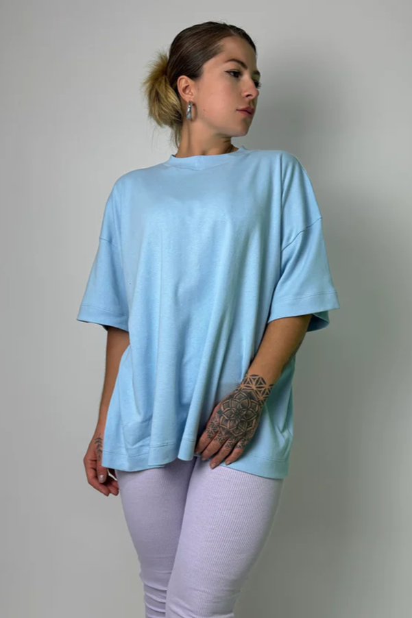 Camiseta Oversized Azul Baby