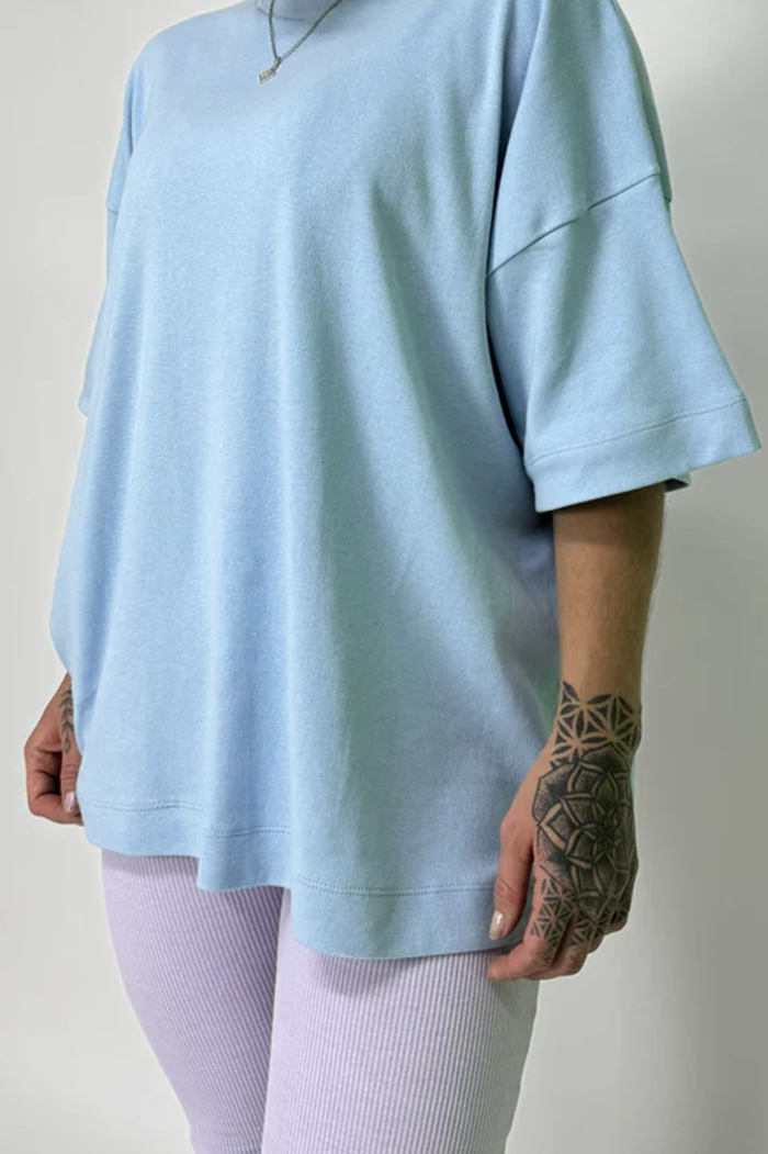 Camiseta Oversized Azul Baby