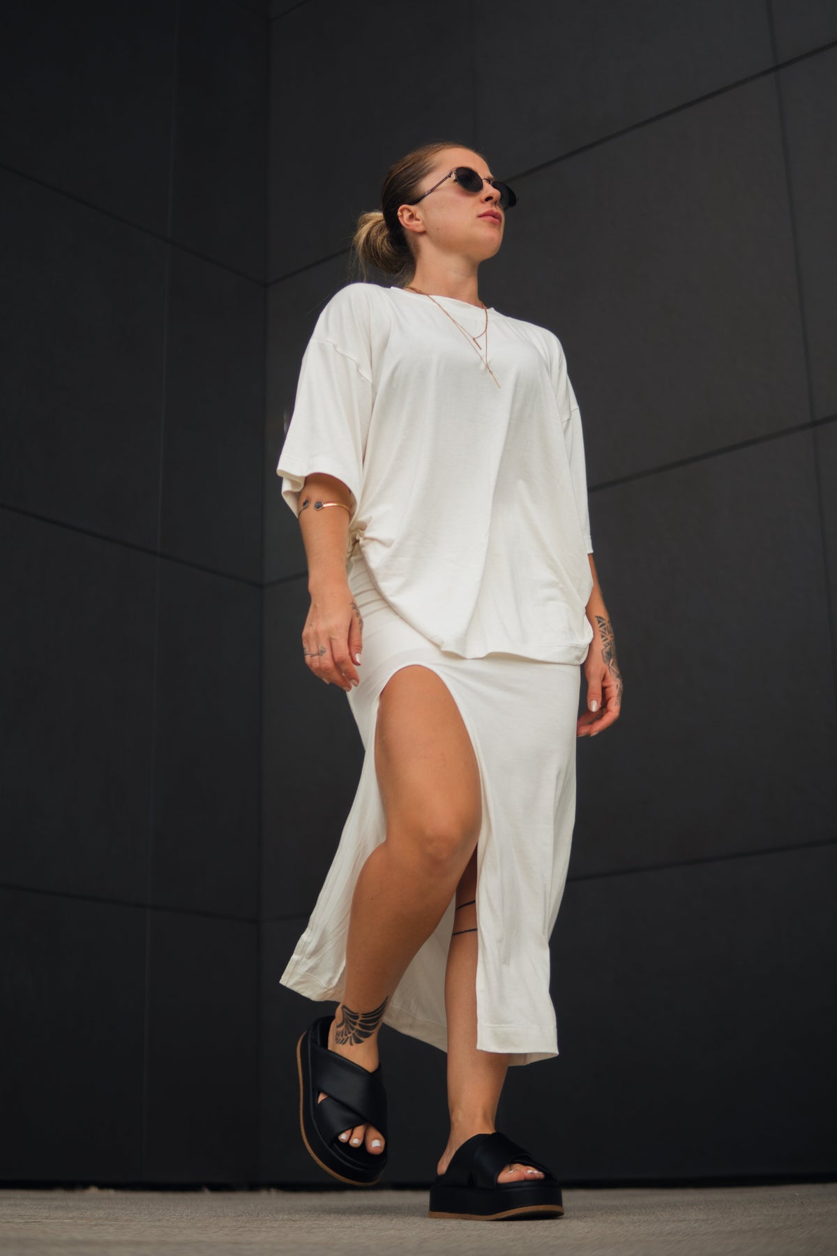 Saia Midi Fenda Frontal Off White