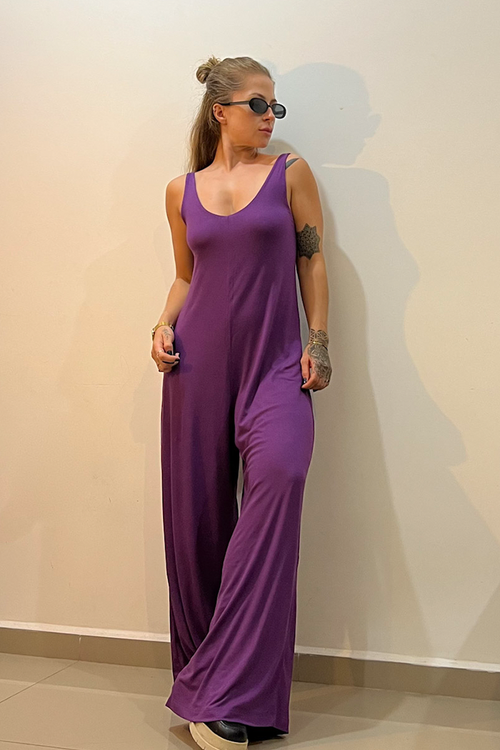 Macacão Amplo Roxo