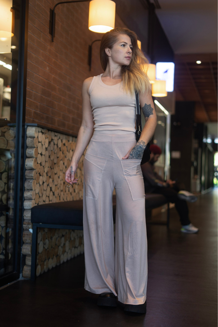 Conjunto Pantalona + Blusa Canelada Nude